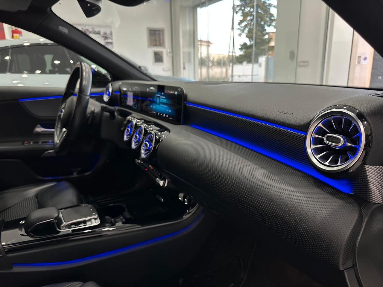 Mercedes-benz A 200 d Automatic Premium Night Pack