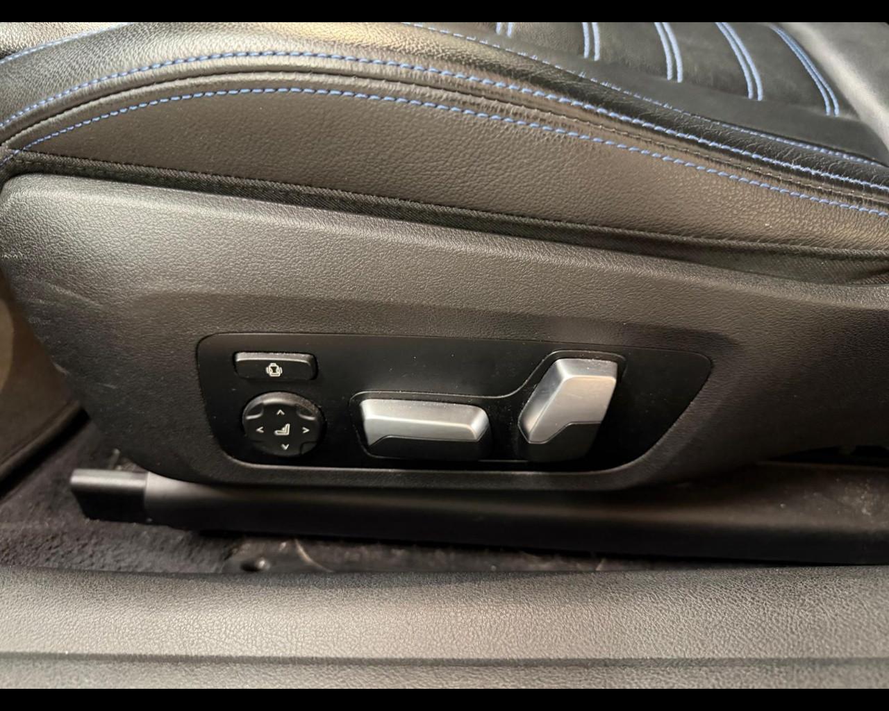 BMW Serie 4 Cpé(G22/82) - 420d 48V xDrive Coupé Msport