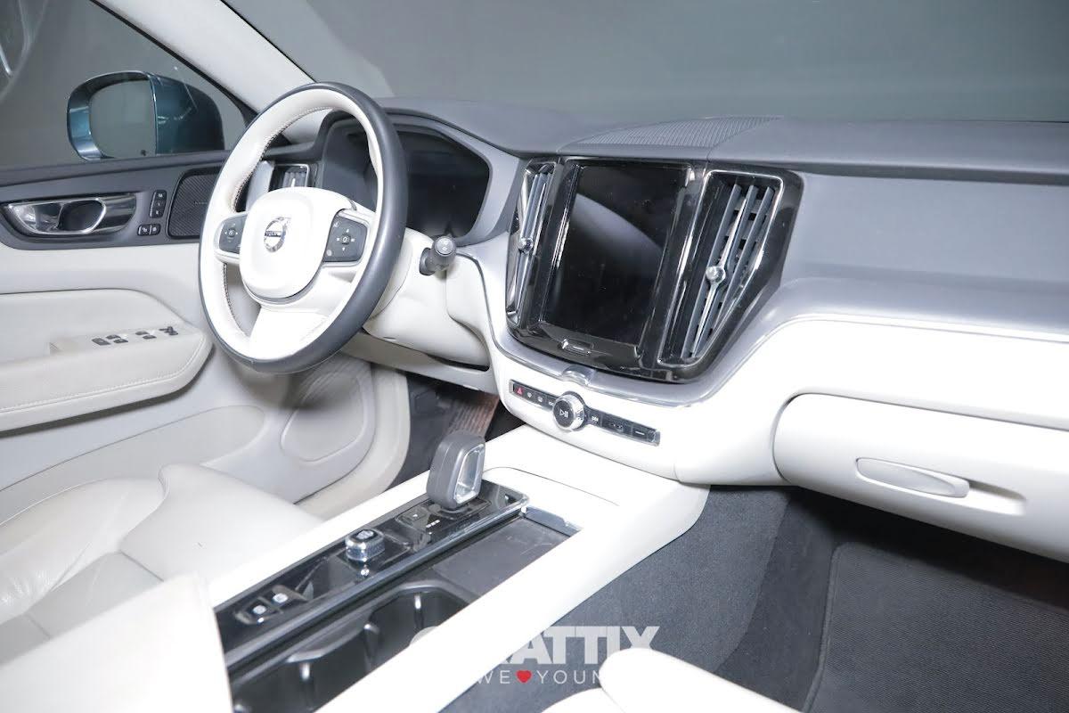 Volvo XC60 2.0 t6 recharge phev Inscription Expression awd auto + tetto apribile