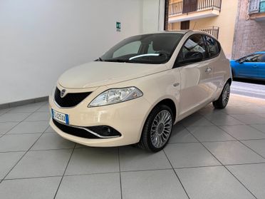 Lancia Ypsilon 1.3 MJT 16V 95 CV 5 porte Gold 2017