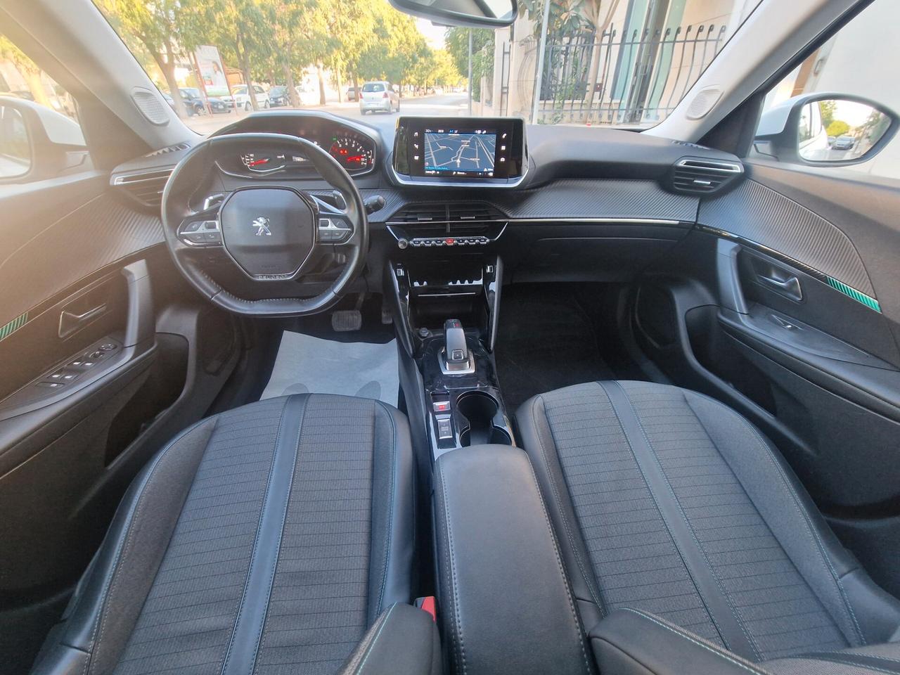 Peugeot 2008 BlueHDi 130 S&S EAT8 Allure