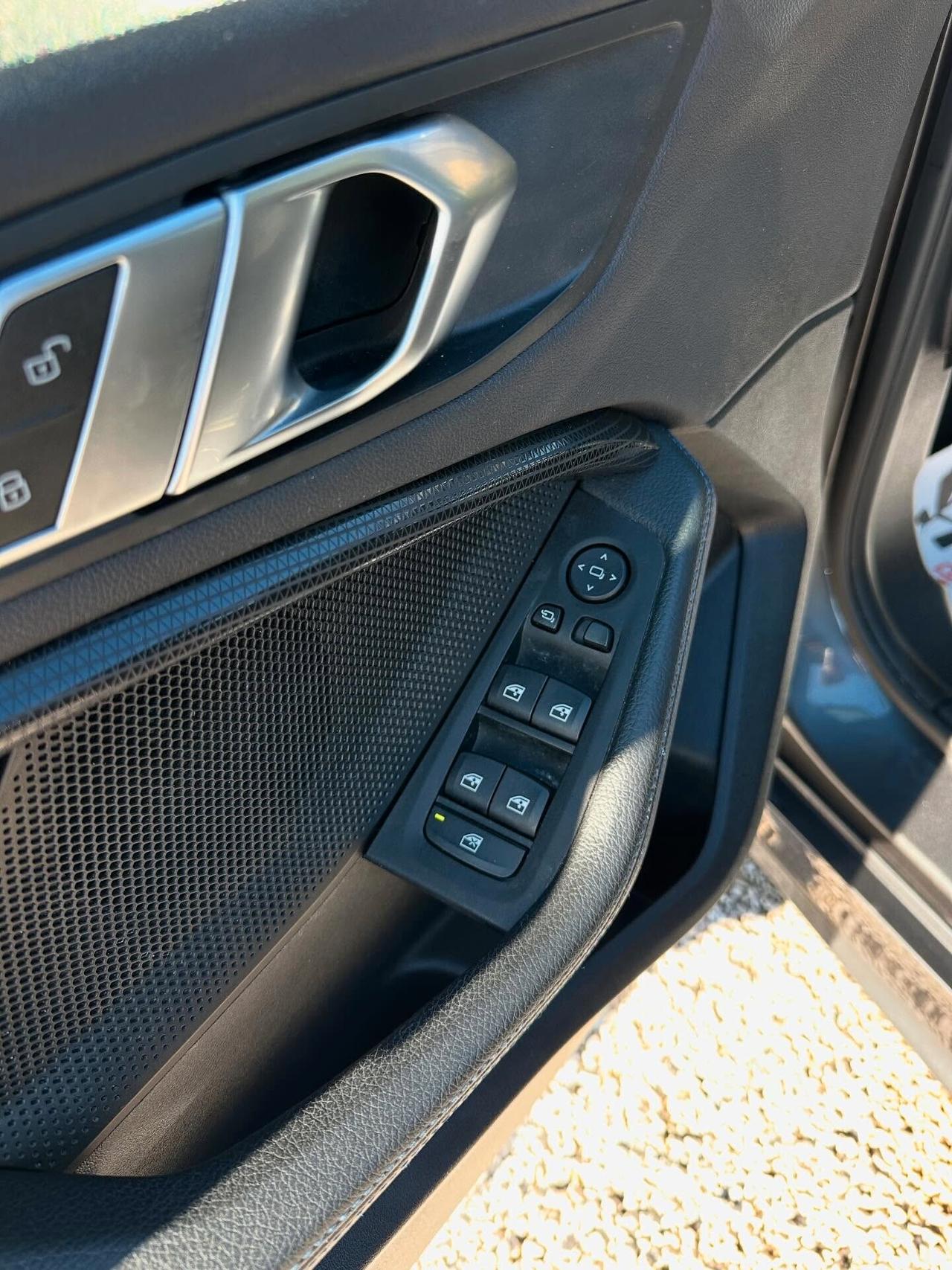 Bmw 116 116d 5p. Msport