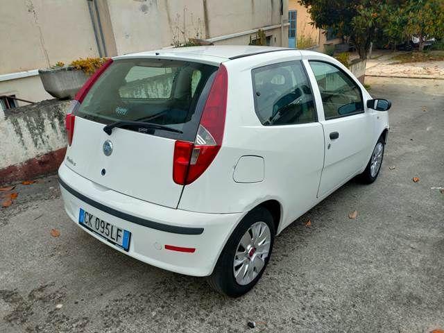 FIAT - Punto - 1.2 16V 3p. Dynamic