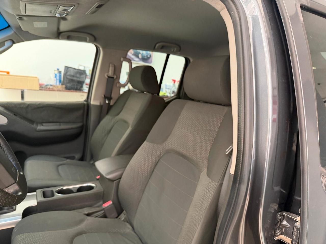Nissan Navara 2.5 dCi 190CV 4 porte Double Cab Hard Top