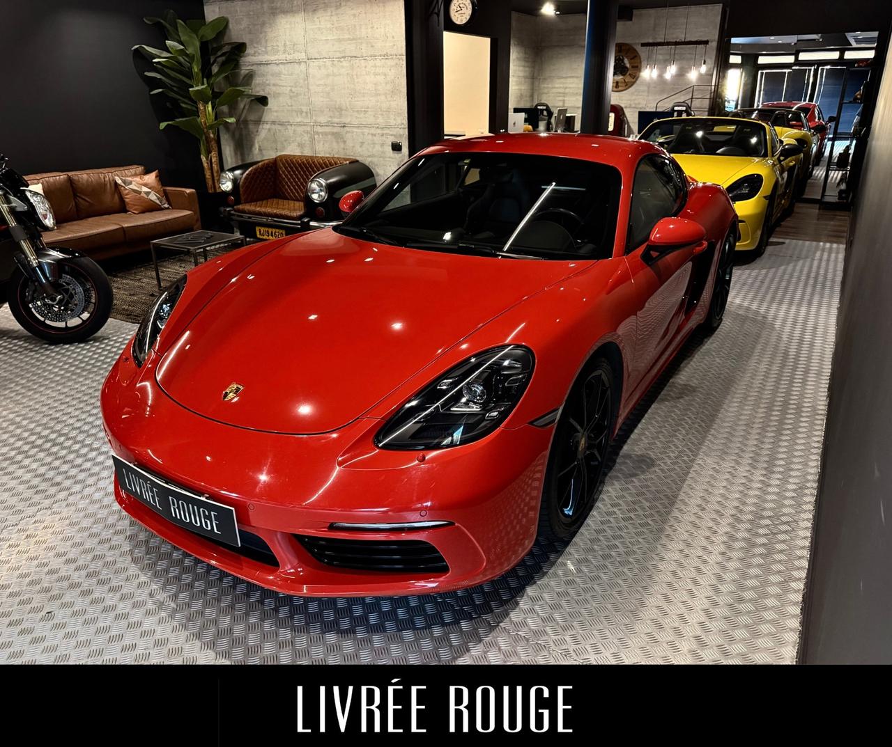Porsche Cayman 718 2.0 300cv PDK