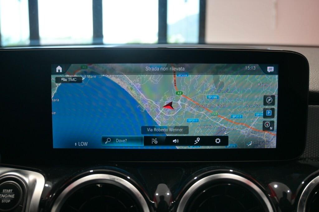 MERCEDES-BENZ GLB 200D 150CV AUTOMATIC BUSINESS EXTRA SPORT ( FARI LED - PELLE - CRUISE - NAVI PREMIUM - PARK ASSIST - TELECAMERA POST. )