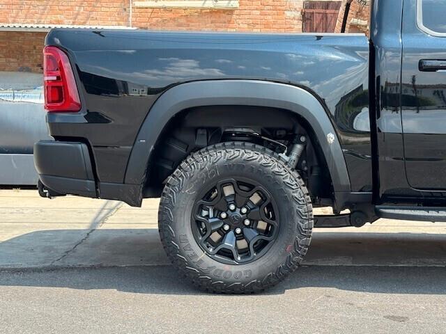 DODGE RAM 1500 RHO 3.0L CREW CAB 4x4