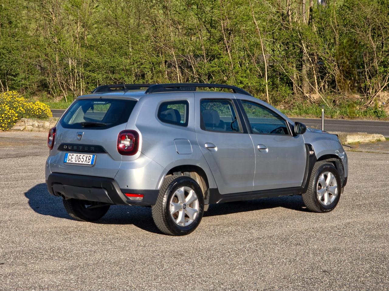 Dacia Duster 1.0 TCe 100 CV ECO-G 4x2 15th Anniversary 2021-E6 Manuale NEO