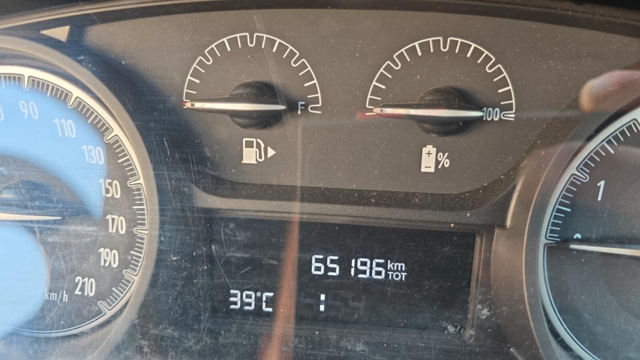 Lancia Ypsilon 1.0 FireFly 5 porte S&S Hybrid Ecochic Silver