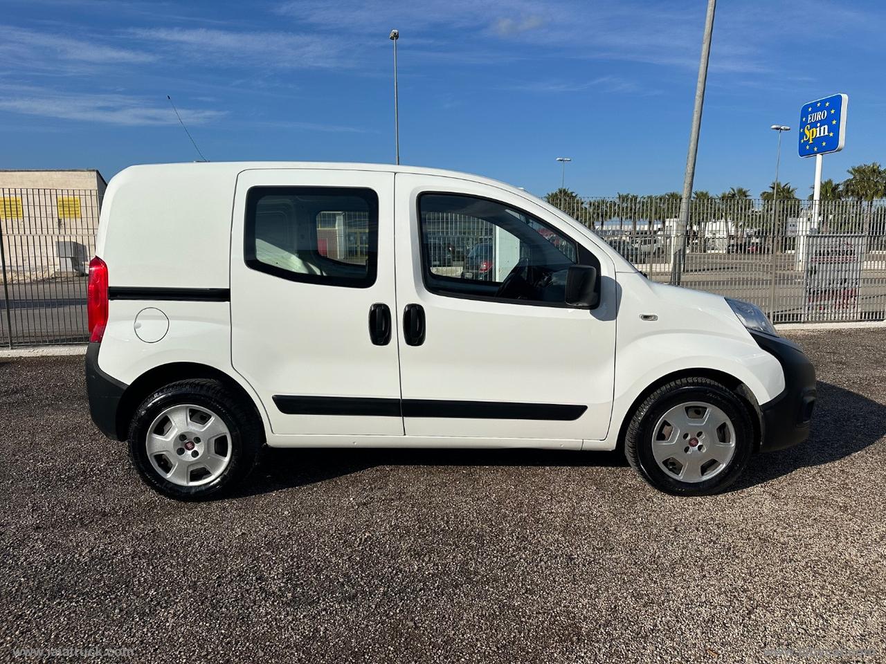 Fiorino 1.3 MJT 95CV Cargo SEMIVETRATO