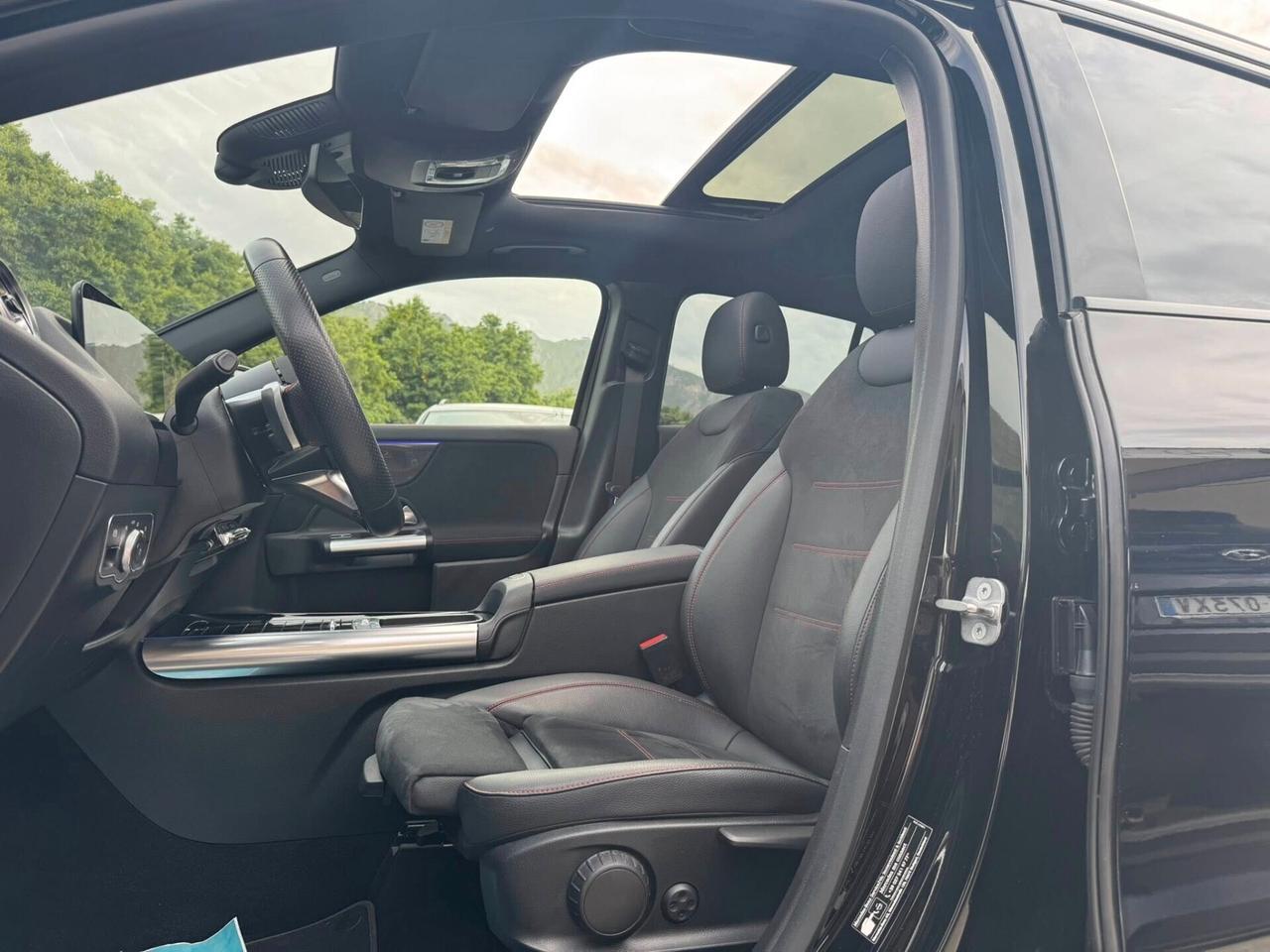 MERCEDES GLA200d PREMIUM PLUS AMG LINE