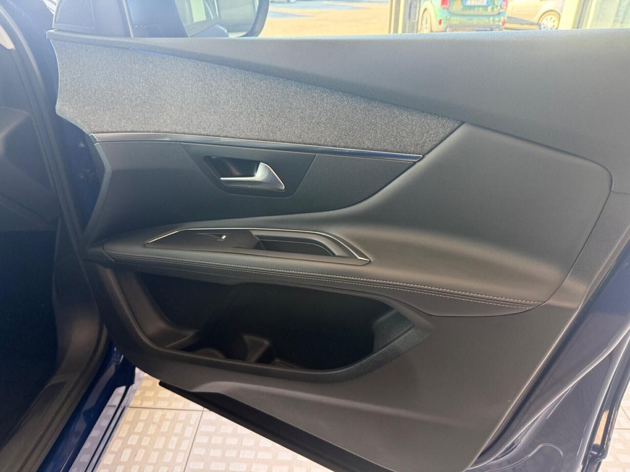 Peugeot 3008 BlueHDi 130 S&S Allure
