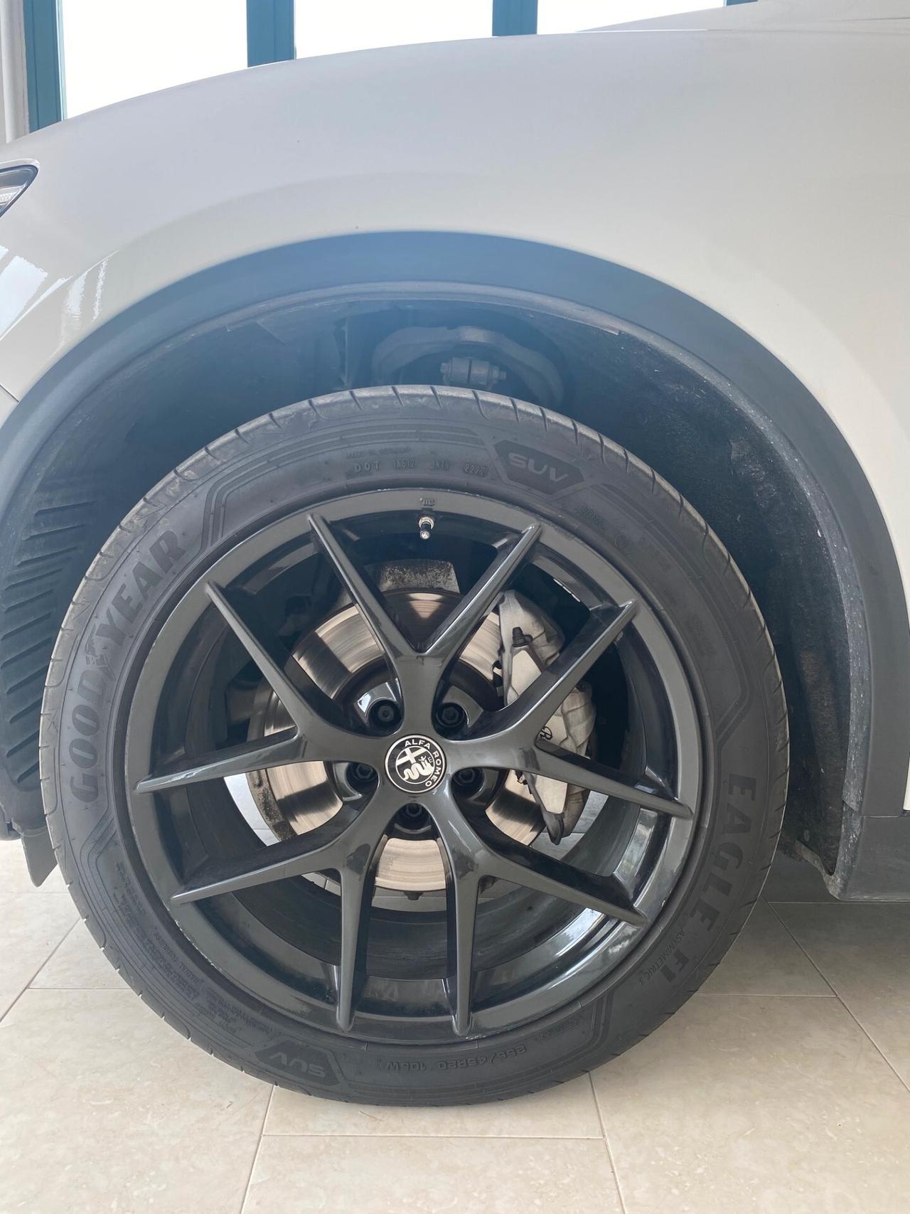 Alfa Romeo Stelvio 2.2 Turbodiesel 190 CV AT8 Q4 Executive