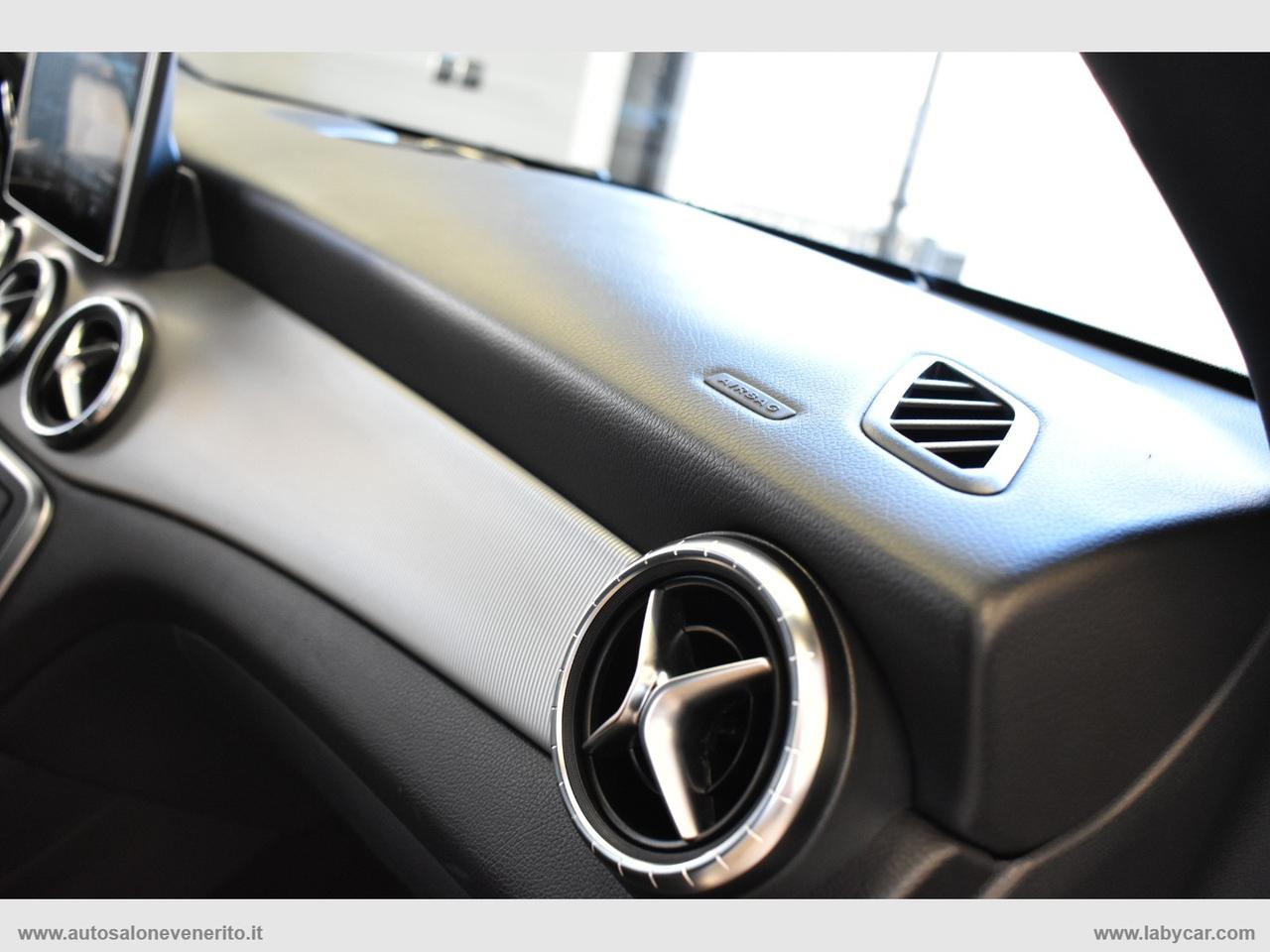 MERCEDES-BENZ CLA 200 d Automatic Premium Dark Night