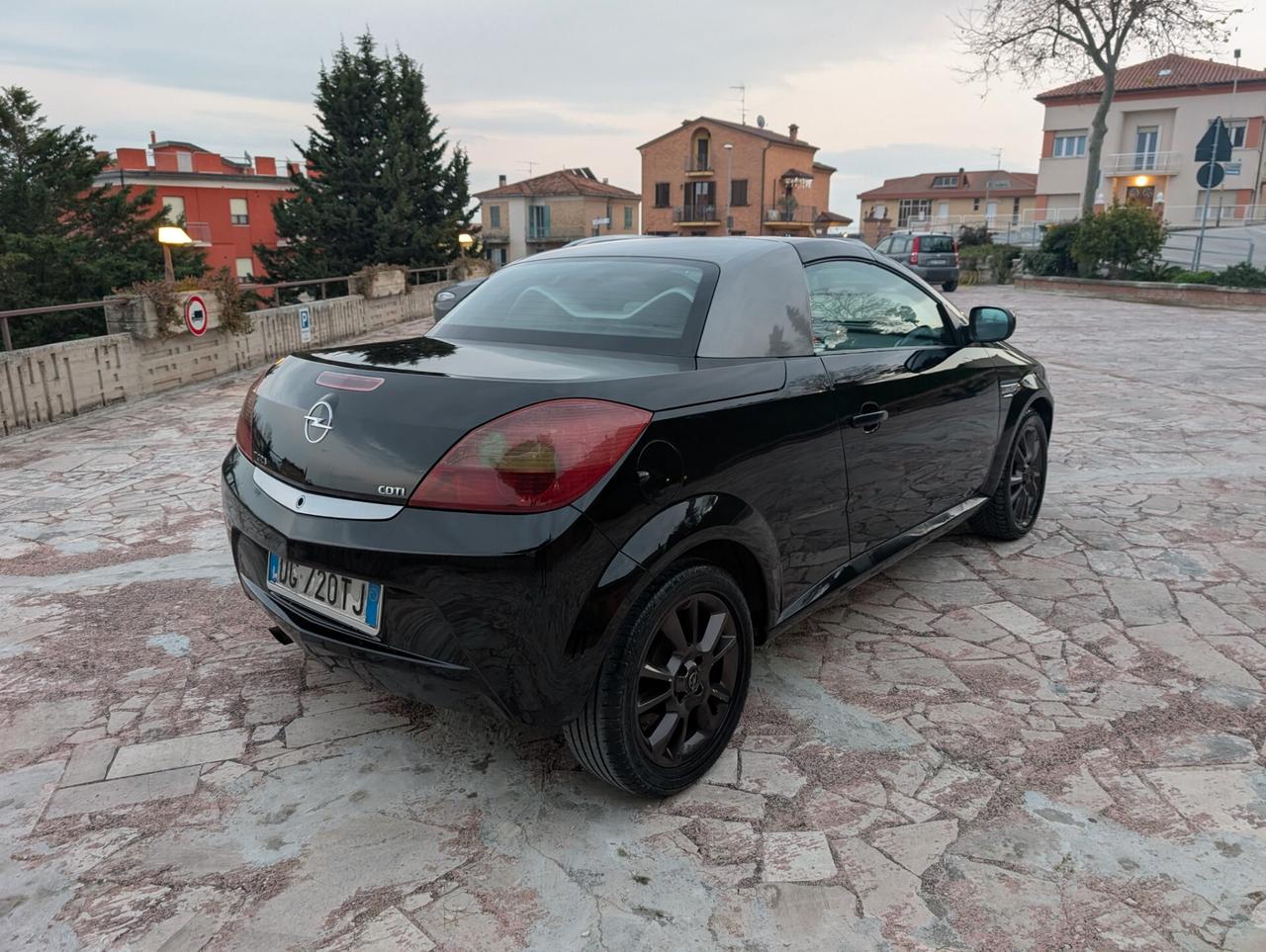 Opel Tigra CABRIO TwinTop 1.3 CDTI