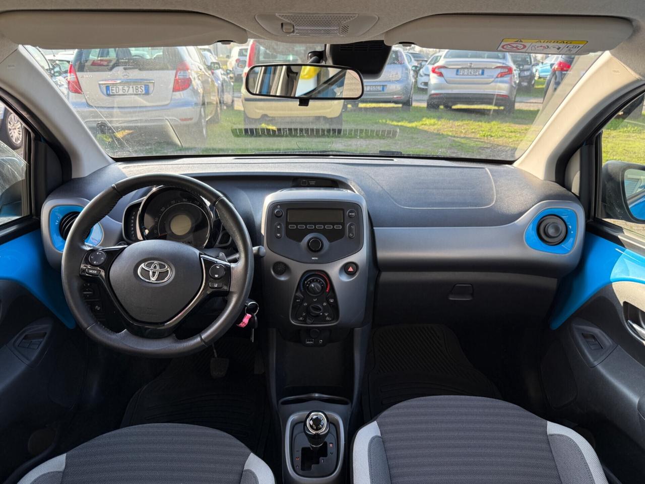 Toyota Aygo AUTOMATICA|1.0 VVT-i 72 CV 5 porte x-cool MMT