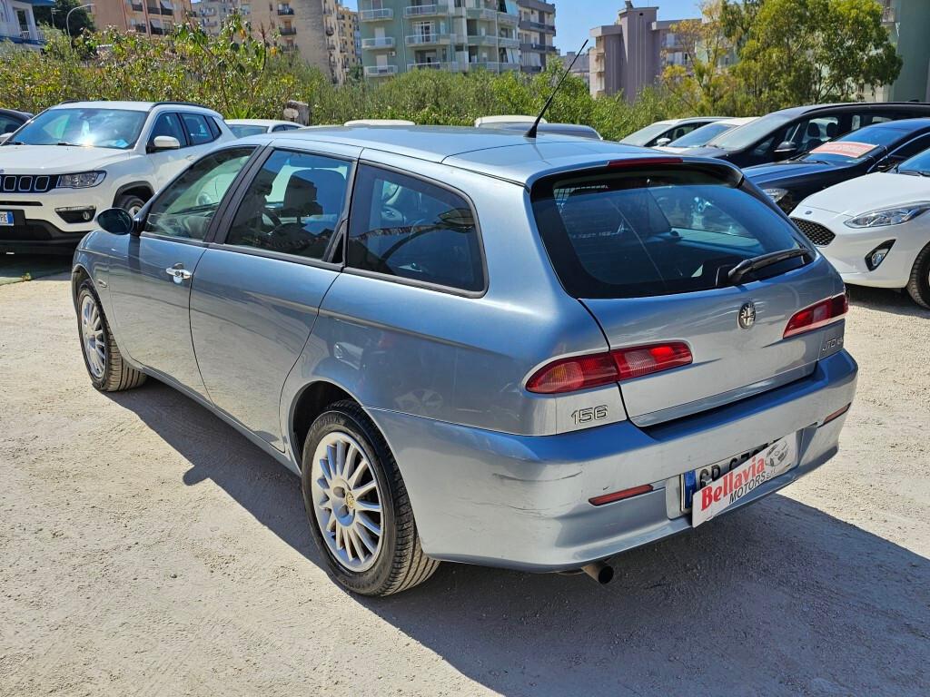 Alfa Romeo 156 1.9 JTD 16V Sportwagon Distinctive