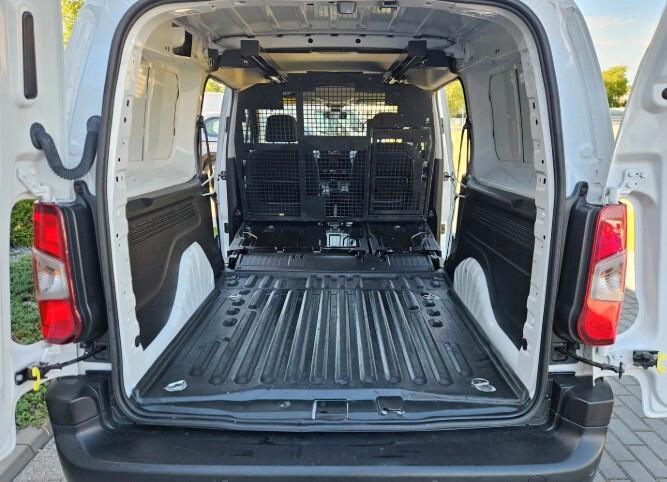 Fiat New Doblo 1.5 D Maxi Lungo 5 posti-20.000 km-Paratia scorrevole...!!!!