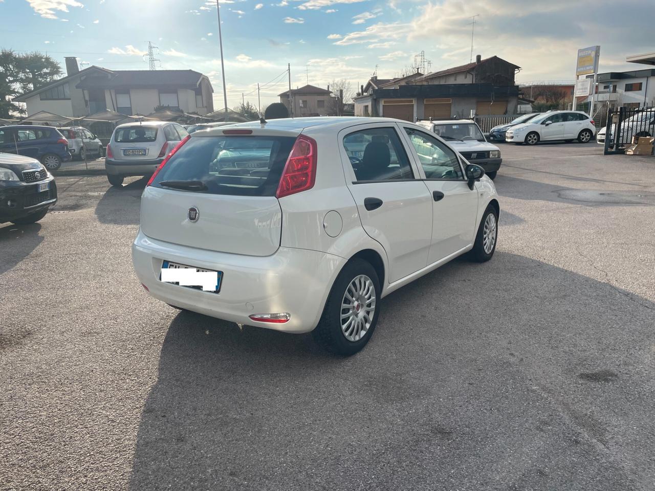 Fiat Punto 1.3 MJT II S&S 95 CV 5 porte Street