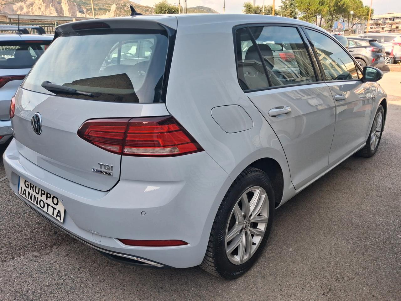 Volkswagen Golf 1.4 TGI METANO CASA MADRE 5p. Highline BlueMotion GRANZIA 12 MESI CON CERTIF. DI CONFORMITA