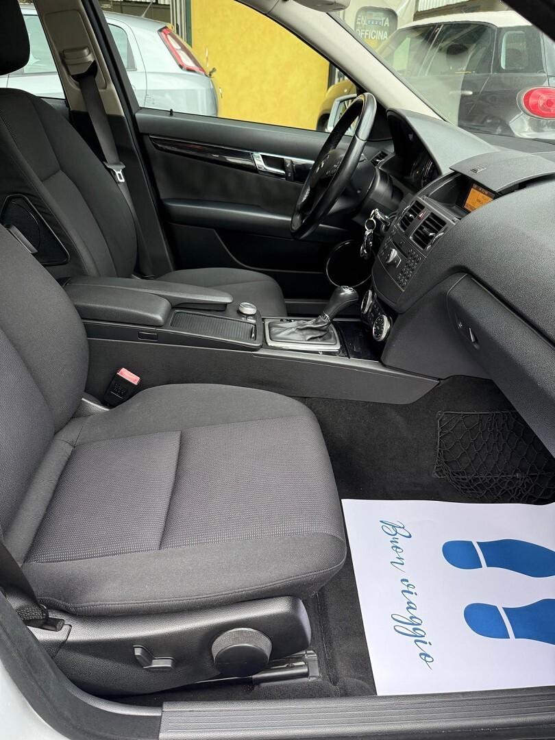 Mercedes-benz C 220 CDI BlueEFFICIENCY Avantgarde