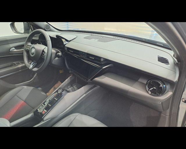 ALFA ROMEO Junior 1.2 ibrida Speciale 136cv edct6