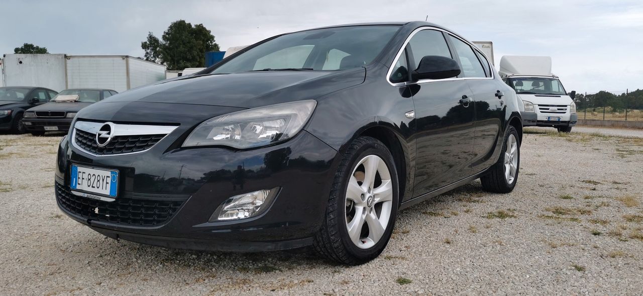 Opel Astra 2.0 Cdti Cosmo S