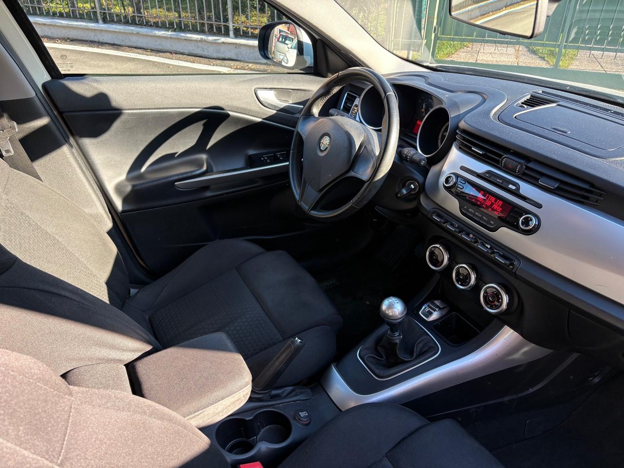 Alfa Romeo Giulietta 1.6 JTDm-2 105 CV Exclusive