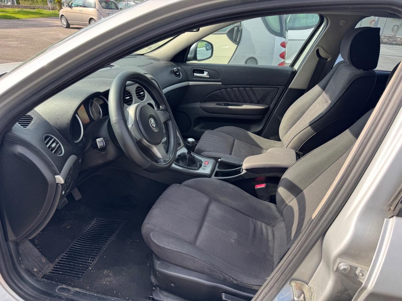 Alfa Romeo 159 1.9 JTDm 16V Sportwagon Exclusive