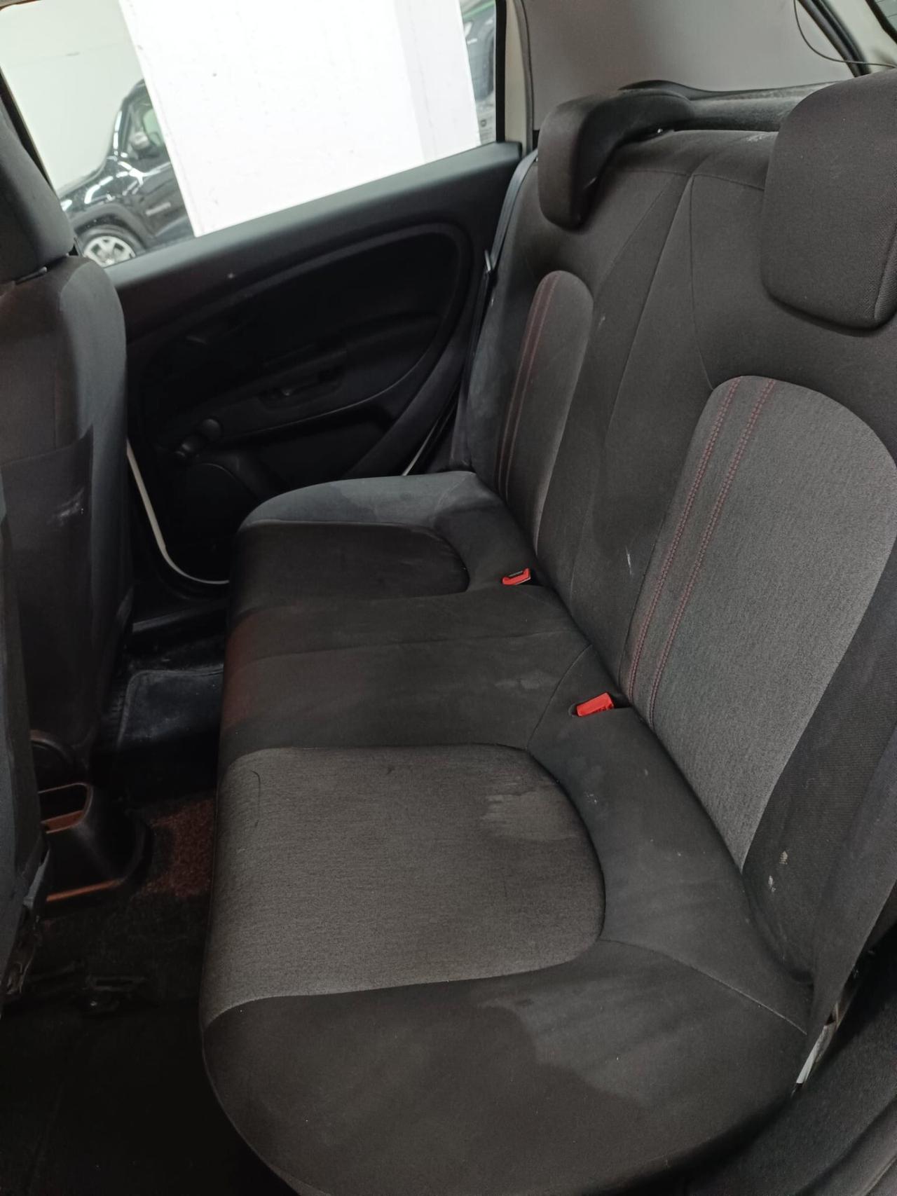 Fiat Punto 1.3 MJT II 75 CV 5 porte Lounge 2014