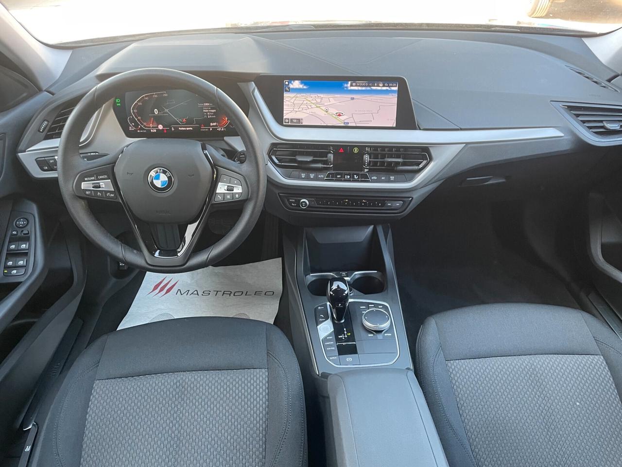 Bmw 116 116d 5p. Business Advantage Automatico