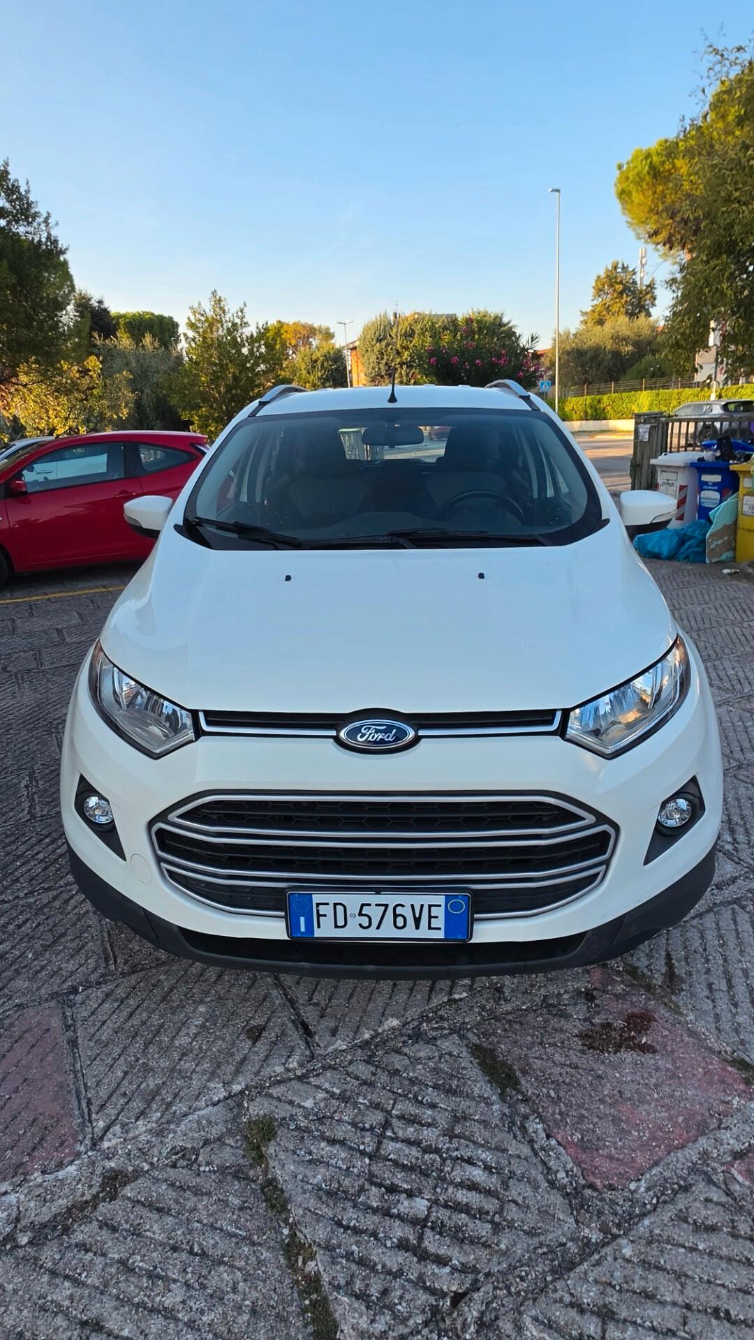 Ford EcoSport occ.asio.ne