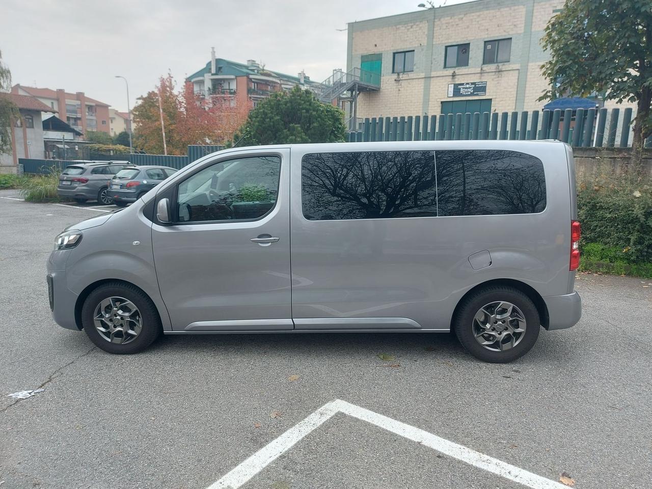 Opel Vivaro Life business edition 1.5 dci 12 #3429
