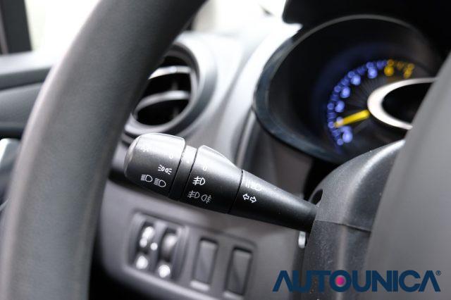 RENAULT Clio 1.2 75 CV 5 PORTE LIFE NEOPATENTATI