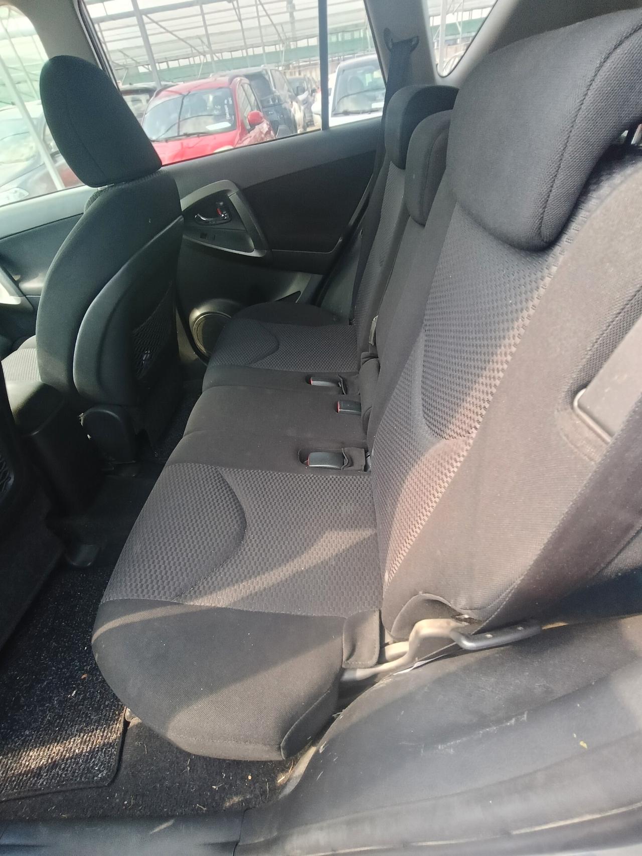 Toyota RAV 4 RAV4 Crossover 2.2 D-4D 150 CV DPF Luxury