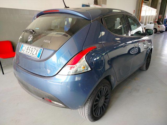 LANCIA Ypsilon 1.0 FireFly 5 porte S&S Hybrid Silver