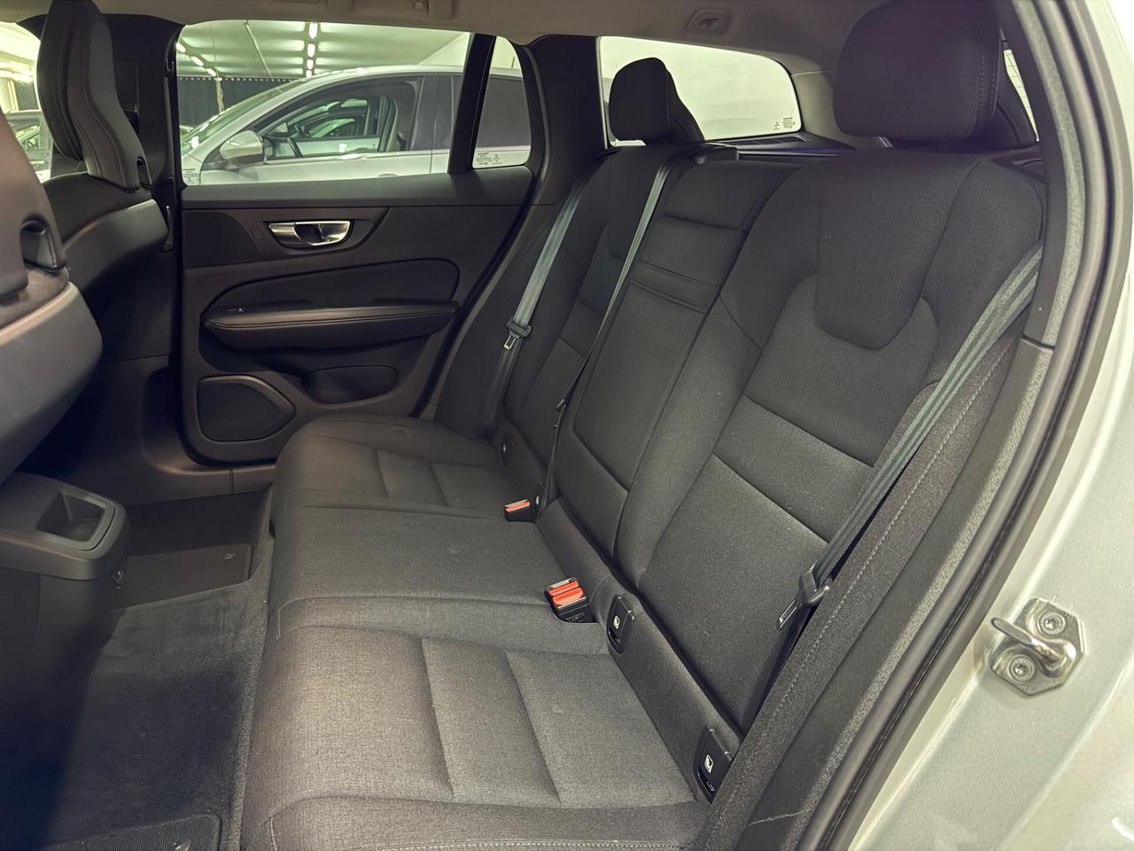 VOLVO V60 2021 B4 Geartronic