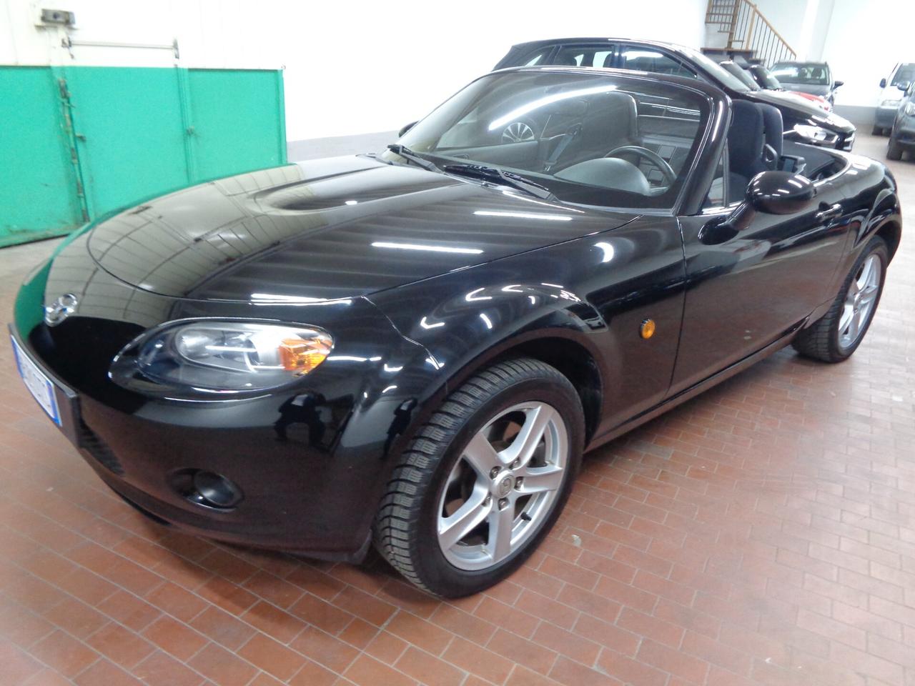 Mazda MX-5 Roadster 1.8L Fire