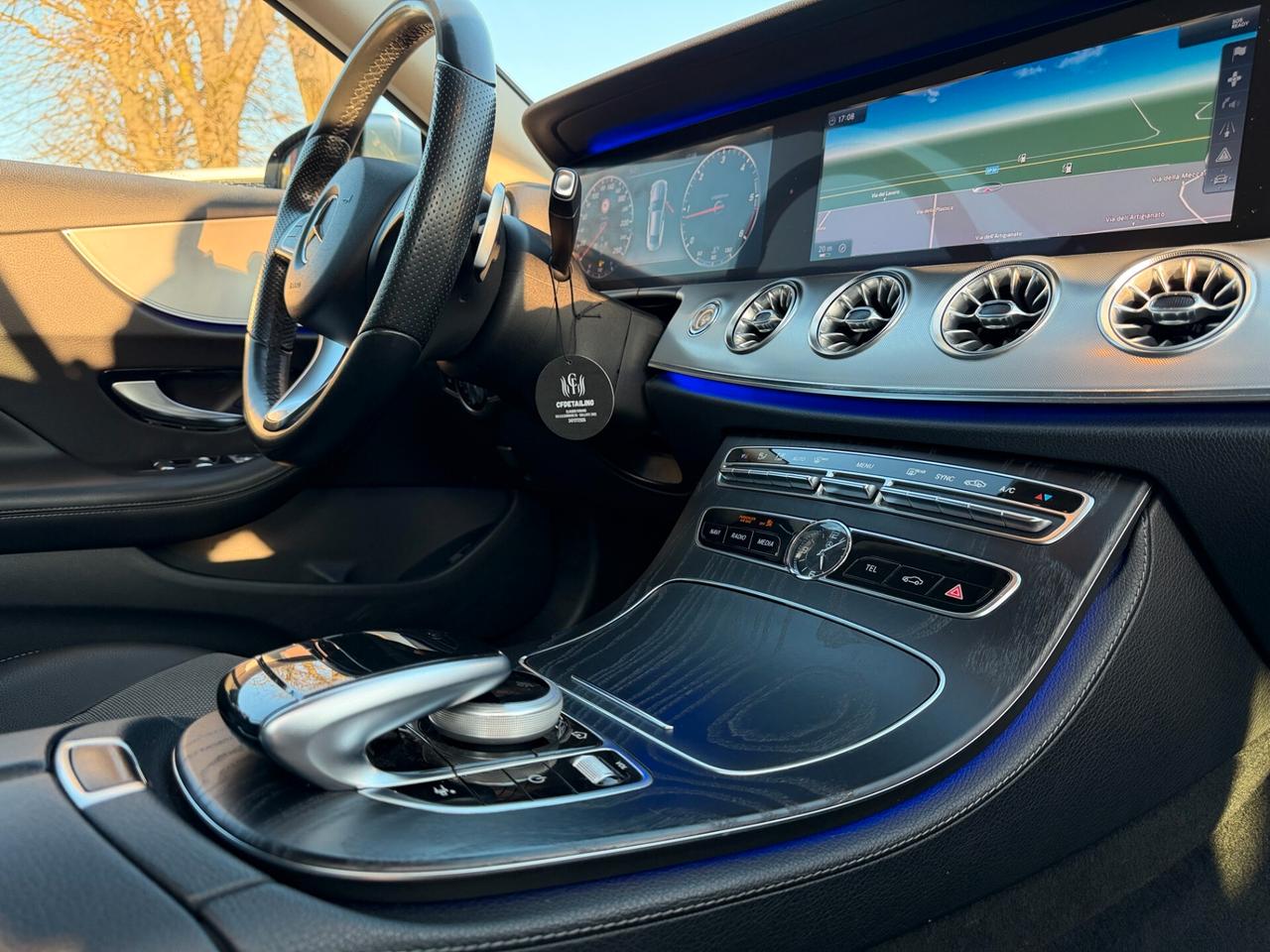 Mercedes-benz E 220 d Auto Premium Plus