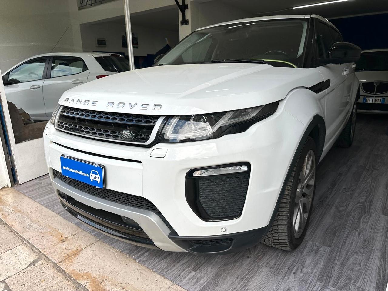 Land Rover Range Evoque 2.0 TD4 180 CV 5p. SE Dynamic