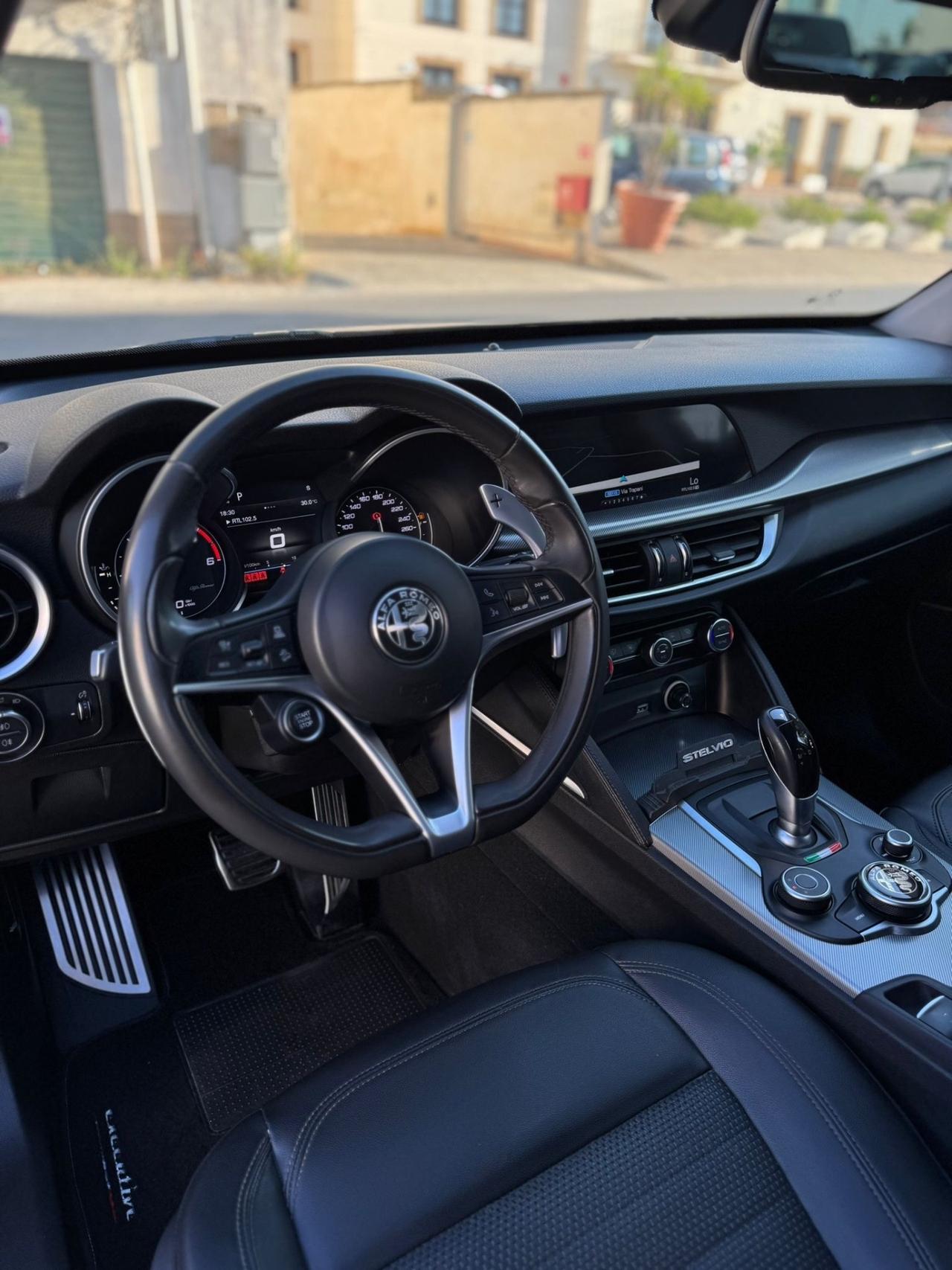 Alfa Romeo Stelvio 2.2 Turbodiesel 210 CV AT8 Q4 Veloce