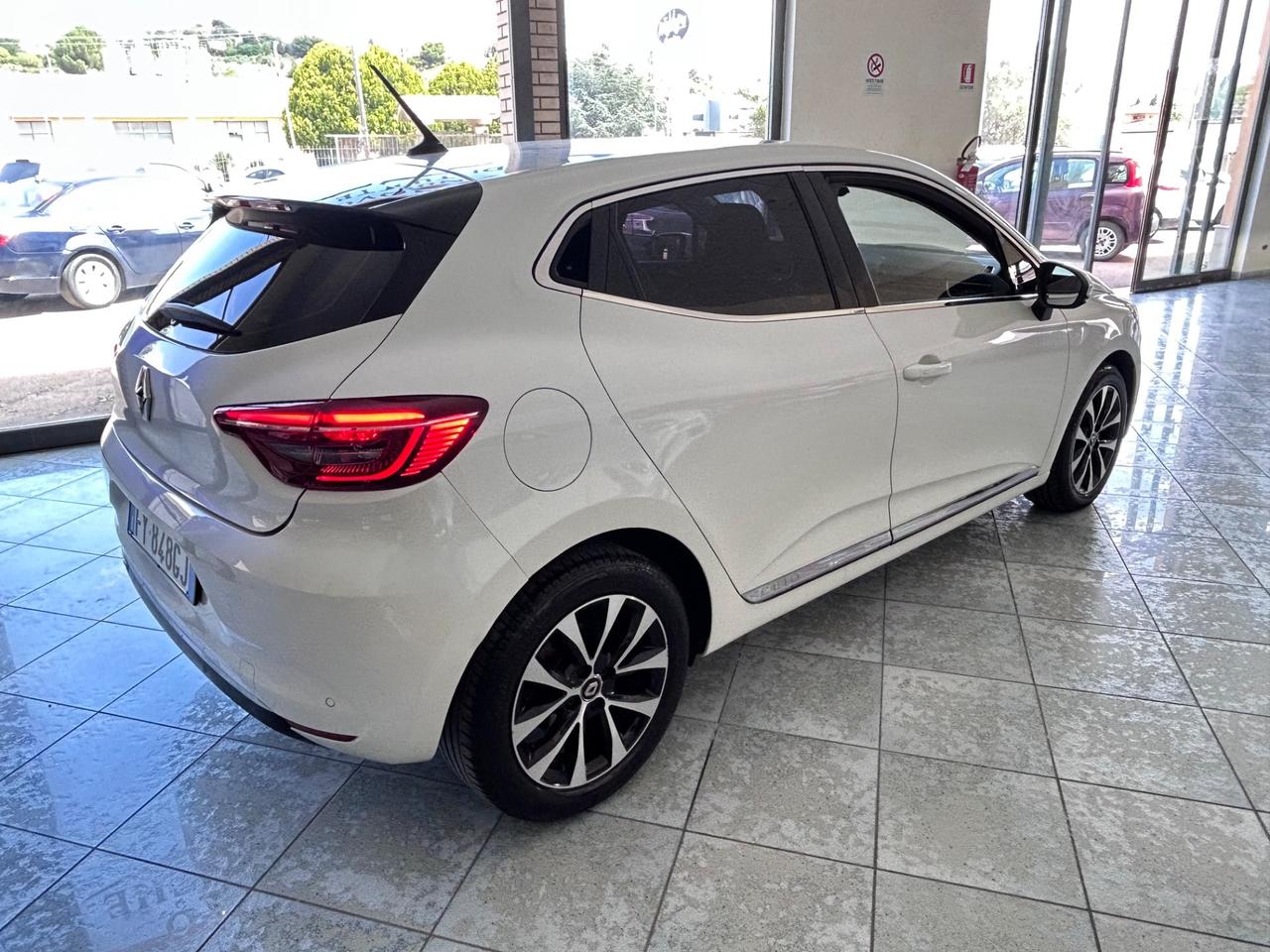 Renault Clio TCe 130 CV EDC FAP 5 porte Intens