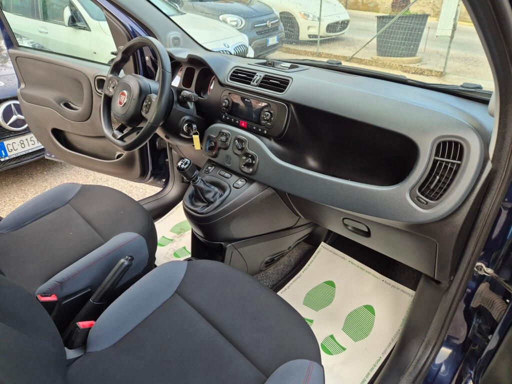 Fiat Panda 1.2 69CV COMANDI AL VOLANTE 5POSTI