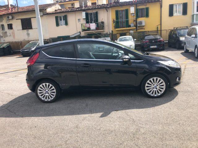 FORD Fiesta 1.6 TDCi 95CV 3 porte Tit.