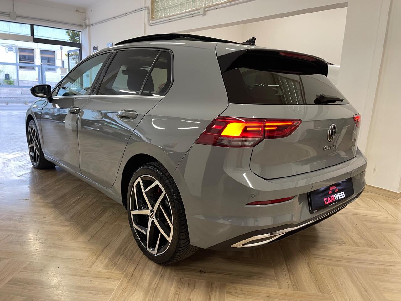VOLKSWAGEN GOLF 8 Style TETTO 2021