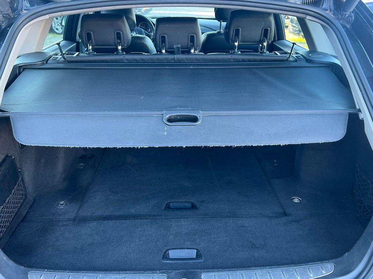 BMW - Serie 3 Touring - 318d Modern