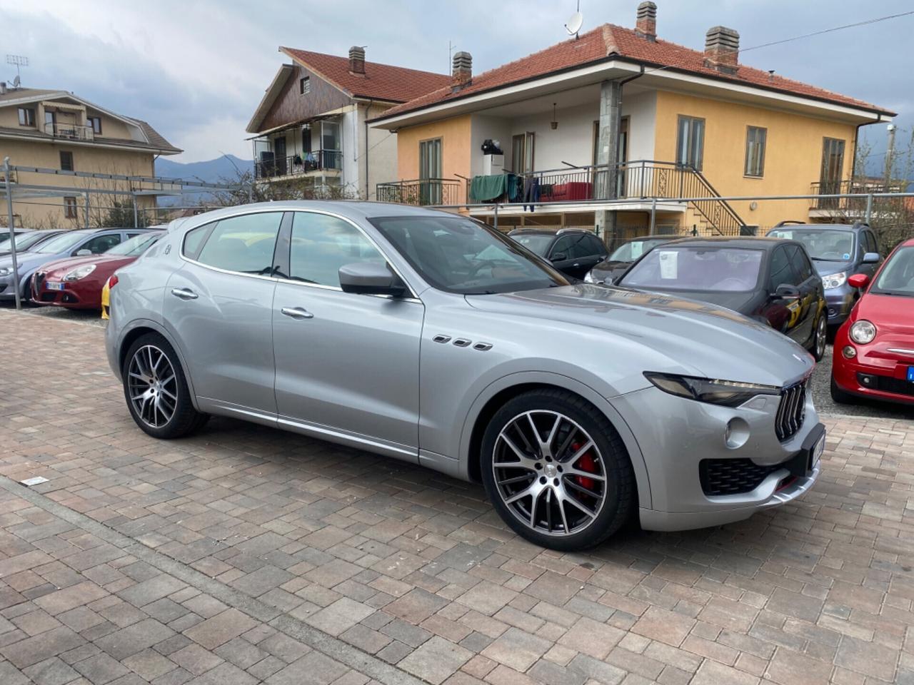 Maserati Levante V6 Diesel 275 CV AWD