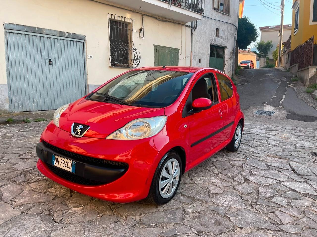 Peugeot 107 1.0 68CV 5p. Sweet Years