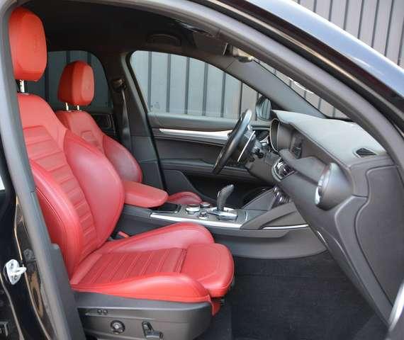 Alfa Romeo Stelvio 2.0 t Veloce Q4 280cv BENZINA