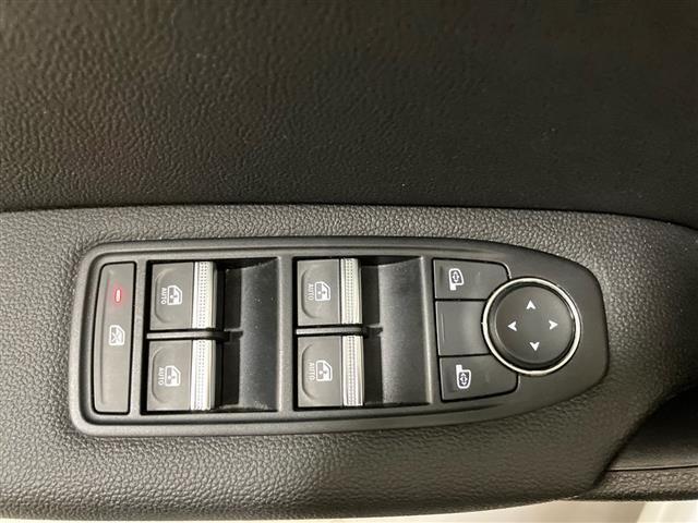 RENAULT Captur 1.6 E-Tech full hybrid Rive Gauche 145cv auto